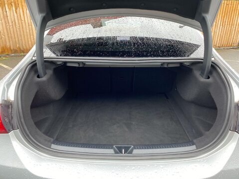 Mercedes-Benz A Class 2.0 A200d AMG Line (Executive) Saloon 4dr Diesel 8G-DCT Euro 6 (s/s) (150 p 4