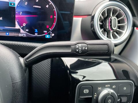 Mercedes-Benz A Class 2.0 A200d AMG Line (Executive) Saloon 4dr Diesel 8G-DCT Euro 6 (s/s) (150 p 10