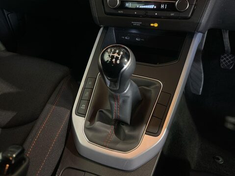 SEAT Arona 1.0 TSI FR SUV 5dr Petrol Manual Euro 6 (s/s) (110 ps) Alloys - Bluetooth - 19