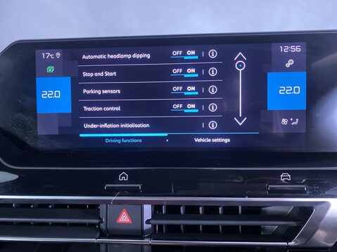 Citroen C4 1.2 PureTech Shine Hatchback 5dr Petrol EAT8 Euro 6 (s/s) (130 ps) Air Con 29