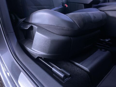 Cupra Ateca 2.0 TSI VZ1 SUV 5dr Petrol DSG 4Drive Euro 6 (s/s) (300 ps) Cruise - DAB Ra 26