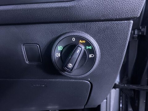 Cupra Ateca 2.0 TSI VZ1 SUV 5dr Petrol DSG 4Drive Euro 6 (s/s) (300 ps) Cruise - DAB Ra 23