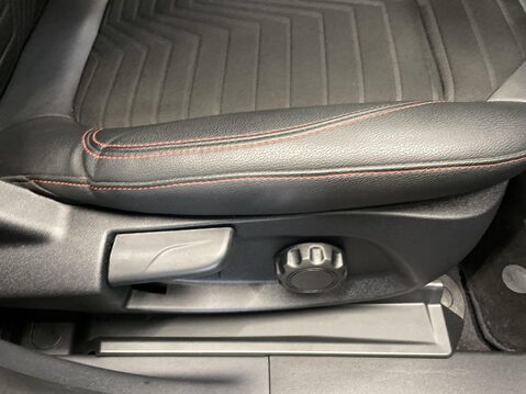 Ford Puma 1.0T EcoBoost MHEV ST-Line X SUV 5dr Petrol Hybrid Manual Euro 6 (s/s) (155 23