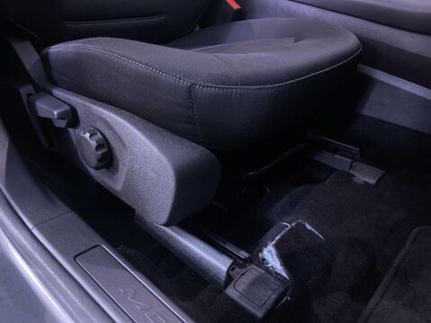 Ford Mondeo 2.0 EcoBlue Zetec Edition Estate 5dr Diesel Auto Euro 6 (s/s) (150 ps) Air 26