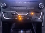 Ford Mondeo 2.0 EcoBlue Zetec Edition Estate 5dr Diesel Auto Euro 6 (s/s) (150 ps) Air 31