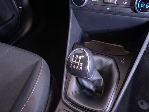 Ford Fiesta 1.0T EcoBoost MHEV Trend Hatchback 5dr Petrol Manual Euro 6 (s/s) (125 ps) 21