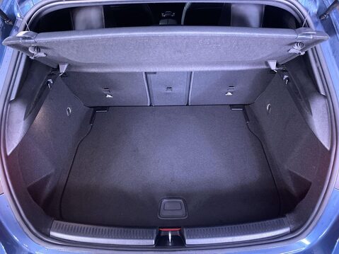 Mercedes-Benz A Class 1.3 A180 AMG Line Edition (Executive) Hatchback 5dr Petrol 7G-DCT Euro 6 (s 13