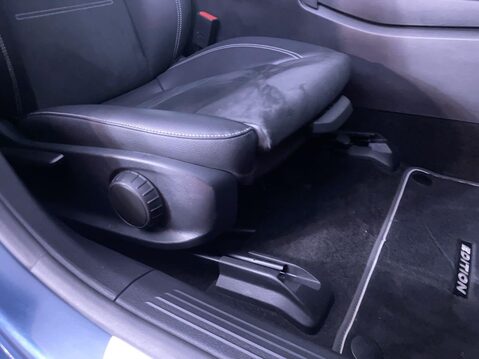 Mercedes-Benz A Class 1.3 A180 AMG Line Edition (Executive) Hatchback 5dr Petrol 7G-DCT Euro 6 (s 26