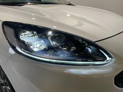 Ford Kuga 2.5 EcoBoost Duratec 14.4kWh ST-Line SUV 5dr Petrol Plug-in Hybrid CVT Euro 21