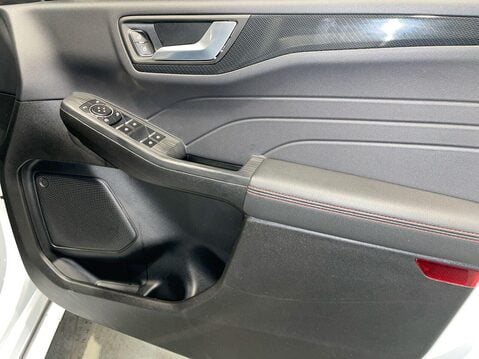 Ford Kuga 2.5 EcoBoost Duratec 14.4kWh ST-Line SUV 5dr Petrol Plug-in Hybrid CVT Euro 24