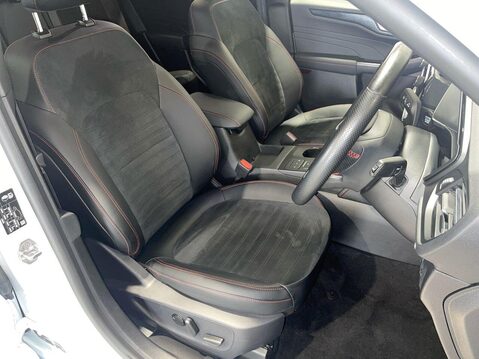 Ford Kuga 2.5 EcoBoost Duratec 14.4kWh ST-Line SUV 5dr Petrol Plug-in Hybrid CVT Euro 14