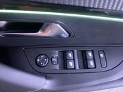 Peugeot 2008 50kWh GT SUV 5dr Electric Auto (136 ps) Air Con - Alloy Wheels - Bluetooth 33