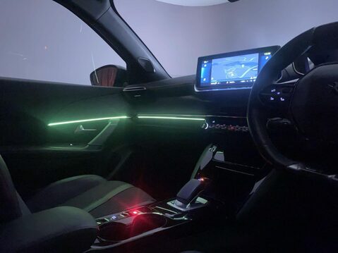 Peugeot 2008 50kWh GT SUV 5dr Electric Auto (136 ps) Air Con - Alloy Wheels - Bluetooth 24