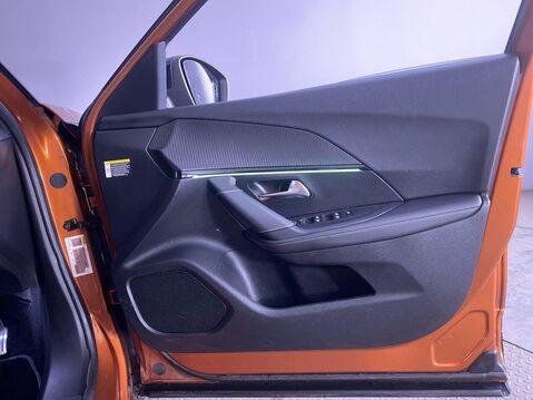 Peugeot 2008 50kWh GT SUV 5dr Electric Auto (136 ps) Air Con - Alloy Wheels - Bluetooth 27