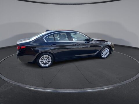 BMW 5 Series 2.0 520d MHT SE Saloon 4dr Diesel Hybrid Steptronic xDrive Euro 6 (s/s) (19 25