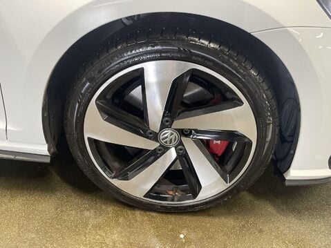 Volkswagen Golf 2.0 TSI GPF GTI Performance Hatchback 5dr Petrol DSG Euro 6 (s/s) (245 ps) 12