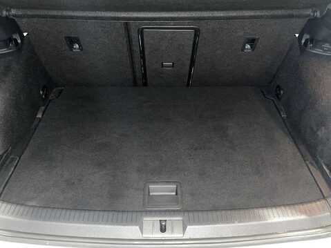 Volkswagen Golf 2.0 TSI GPF GTI Performance Hatchback 5dr Petrol DSG Euro 6 (s/s) (245 ps) 13