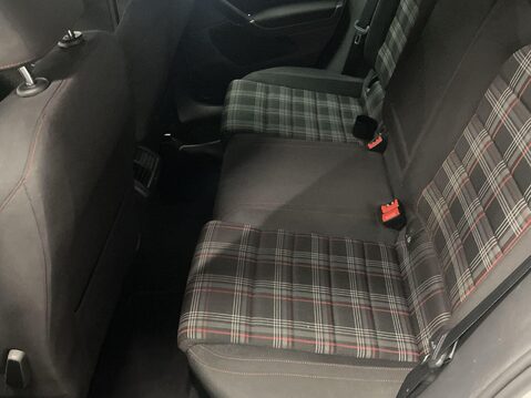 Volkswagen Golf 2.0 TSI GPF GTI Performance Hatchback 5dr Petrol DSG Euro 6 (s/s) (245 ps) 18