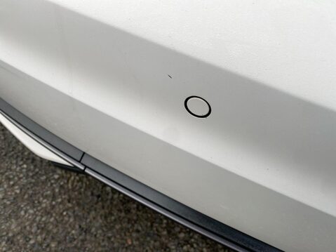 Audi A1 1.5 TFSI 35 S line Sportback 5dr Petrol S Tronic Euro 6 (s/s) (150 ps) Cru 4