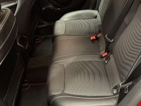 Mercedes-Benz A Class 1.5 A180d SE (Executive) Hatchback 5dr Diesel 7G-DCT Euro 6 (s/s) (116 ps) 17