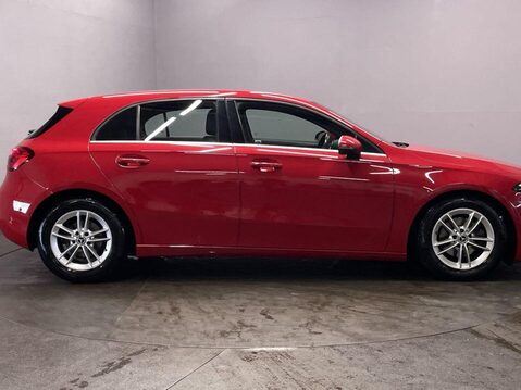 Mercedes-Benz A Class 1.5 A180d SE (Executive) Hatchback 5dr Diesel 7G-DCT Euro 6 (s/s) (116 ps) 8