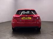 Mercedes-Benz A Class 1.5 A180d SE (Executive) Hatchback 5dr Diesel 7G-DCT Euro 6 (s/s) (116 ps) 6