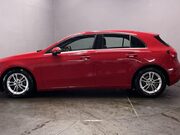 Mercedes-Benz A Class 1.5 A180d SE (Executive) Hatchback 5dr Diesel 7G-DCT Euro 6 (s/s) (116 ps) 4