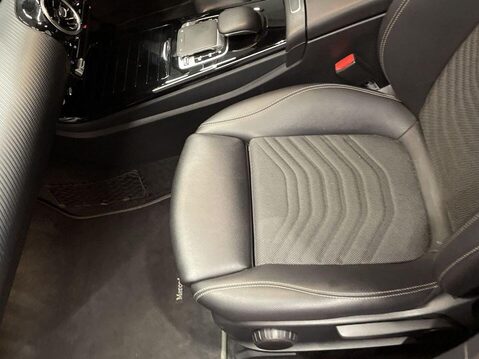 Mercedes-Benz A Class 1.5 A180d SE (Executive) Hatchback 5dr Diesel 7G-DCT Euro 6 (s/s) (116 ps) 16