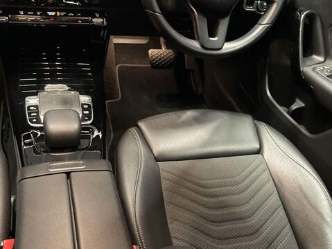 Mercedes-Benz A Class 1.5 A180d SE (Executive) Hatchback 5dr Diesel 7G-DCT Euro 6 (s/s) (116 ps) 14