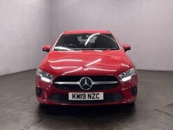 Mercedes-Benz A Class 1.5 A180d SE (Executive) Hatchback 5dr Diesel 7G-DCT Euro 6 (s/s) (116 ps)