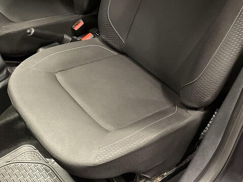 Dacia Sandero 1.0 SCe Ambiance Hatchback 5dr Petrol Manual Euro 6 (75 ps) 128 Point Check 17