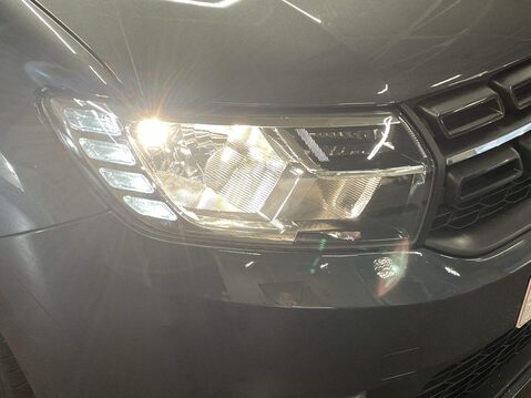 Dacia Sandero 1.0 SCe Ambiance Hatchback 5dr Petrol Manual Euro 6 (75 ps) 128 Point Check 21