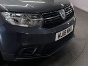 Dacia Sandero 1.0 SCe Ambiance Hatchback 5dr Petrol Manual Euro 6 (75 ps) 128 Point Check 11