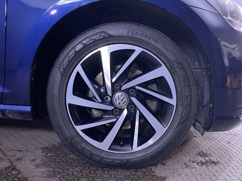 Volkswagen Golf 1.6 TDI Match Hatchback 5dr Diesel Manual Euro 6 (s/s) (115 ps) Sensors - A 12