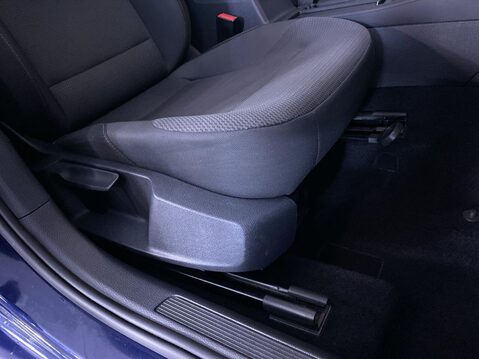 Volkswagen Golf 1.6 TDI Match Hatchback 5dr Diesel Manual Euro 6 (s/s) (115 ps) Sensors - A 26