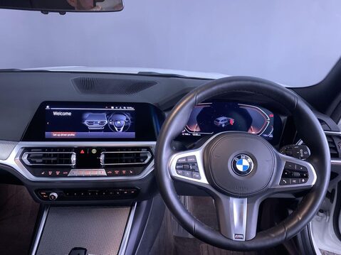 BMW 3 Series 2.0 318d MHT M Sport Touring 5dr Diesel Hybrid Auto Euro 6 (s/s) (150 ps) 1 16