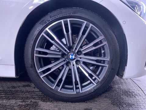 BMW 3 Series 2.0 318d MHT M Sport Touring 5dr Diesel Hybrid Auto Euro 6 (s/s) (150 ps) 1 12