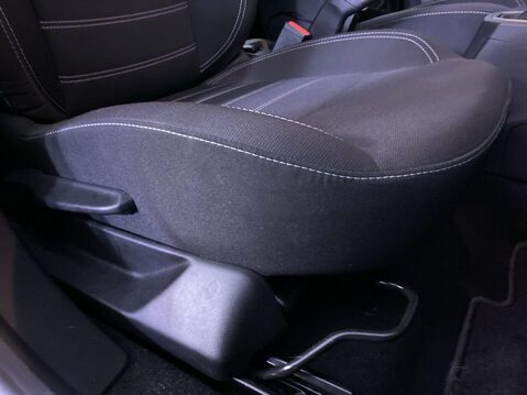 Dacia Sandero 1.0 TCe Bi-Fuel Expression Hatchback 5dr Bi Fuel Manual Euro 6 (s/s) (100 p 26