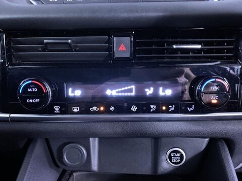 Nissan Qashqai 1.3 DIG-T MHEV Acenta Premium SUV 5dr Petrol Hybrid Manual Euro 6 (s/s) (14 31