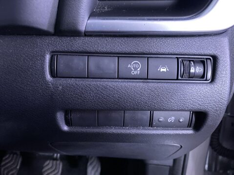 Nissan Qashqai 1.3 DIG-T MHEV Acenta Premium SUV 5dr Petrol Hybrid Manual Euro 6 (s/s) (14 25