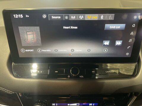 Nissan Qashqai 1.3 DIG-T MHEV N-Connecta SUV 5dr Petrol Hybrid XTRON Euro 6 (s/s) (158 ps) 25