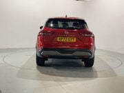 Nissan Qashqai 1.3 DIG-T MHEV N-Connecta SUV 5dr Petrol Hybrid XTRON Euro 6 (s/s) (158 ps) 7