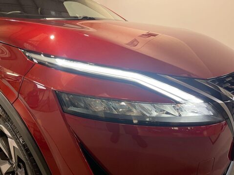 Nissan Qashqai 1.3 DIG-T MHEV N-Connecta SUV 5dr Petrol Hybrid XTRON Euro 6 (s/s) (158 ps) 21