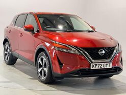 Nissan Qashqai 1.3 DIG-T MHEV N-Connecta SUV 5dr Petrol Hybrid XTRON Euro 6 (s/s) (158 ps)