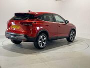 Nissan Qashqai 1.3 DIG-T MHEV N-Connecta SUV 5dr Petrol Hybrid XTRON Euro 6 (s/s) (158 ps) 8