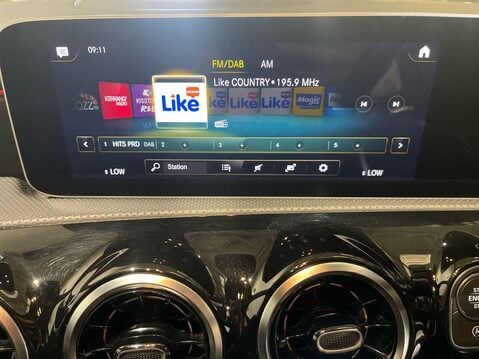 Mercedes-Benz A Class 2.0 A200d AMG Line (Executive) Saloon 4dr Diesel 8G-DCT Euro 6 (s/s) (150 p 26