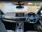 Nissan Qashqai 1.3 DIG-T MHEV N-Connecta SUV 5dr Petrol Hybrid Manual Euro 6 (s/s) (140 ps 9