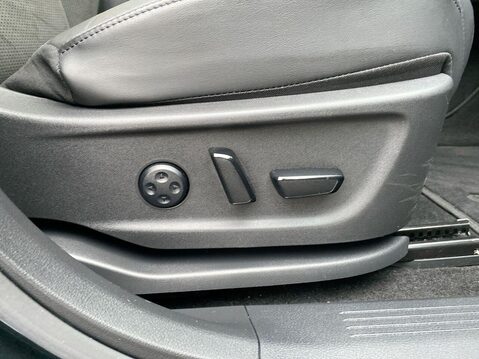 Nissan ARIYA 63kWh Evolve SUV 5dr Electric Auto 7.4kW Charger (217 ps) Cruise Control - 22