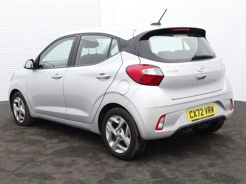 Hyundai i10 1.0 SE Connect Hatchback 5dr Petrol Manual Euro 6 (s/s) (67 ps) 3
