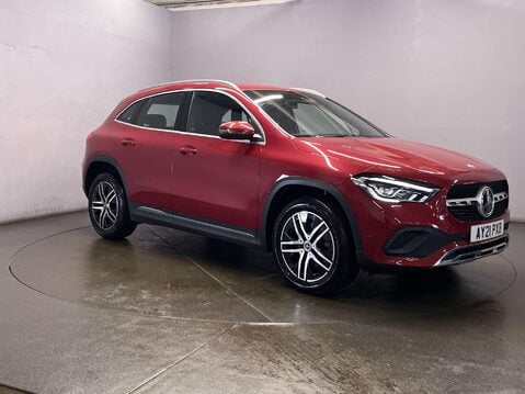 Mercedes-Benz GLA 1.3 GLA200 Sport (Executive) SUV 5dr Petrol 7G-DCT Euro 6 (s/s) (163 ps) C 2